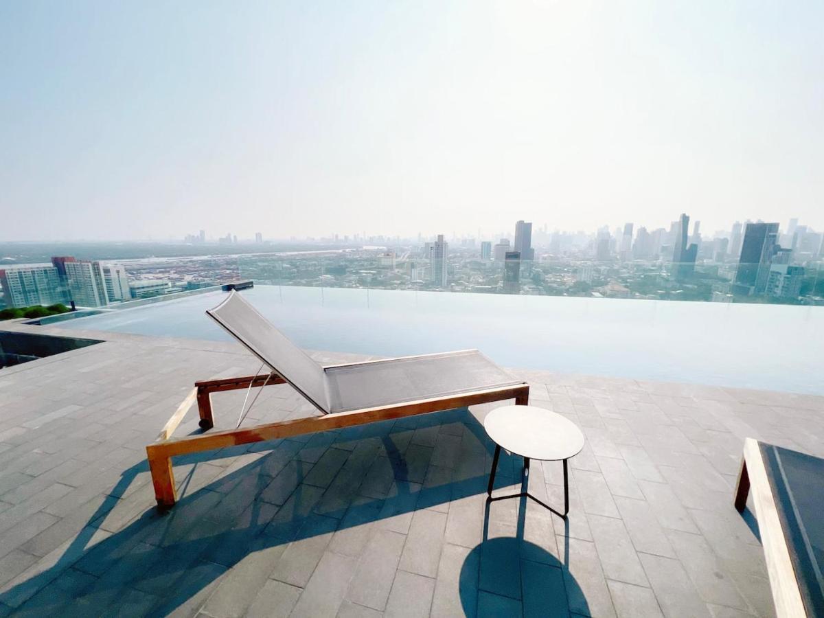 2 Bedroom Luxury Apartment 3 Min Walk From Bts Ekkamai Бангкок Екстер'єр фото